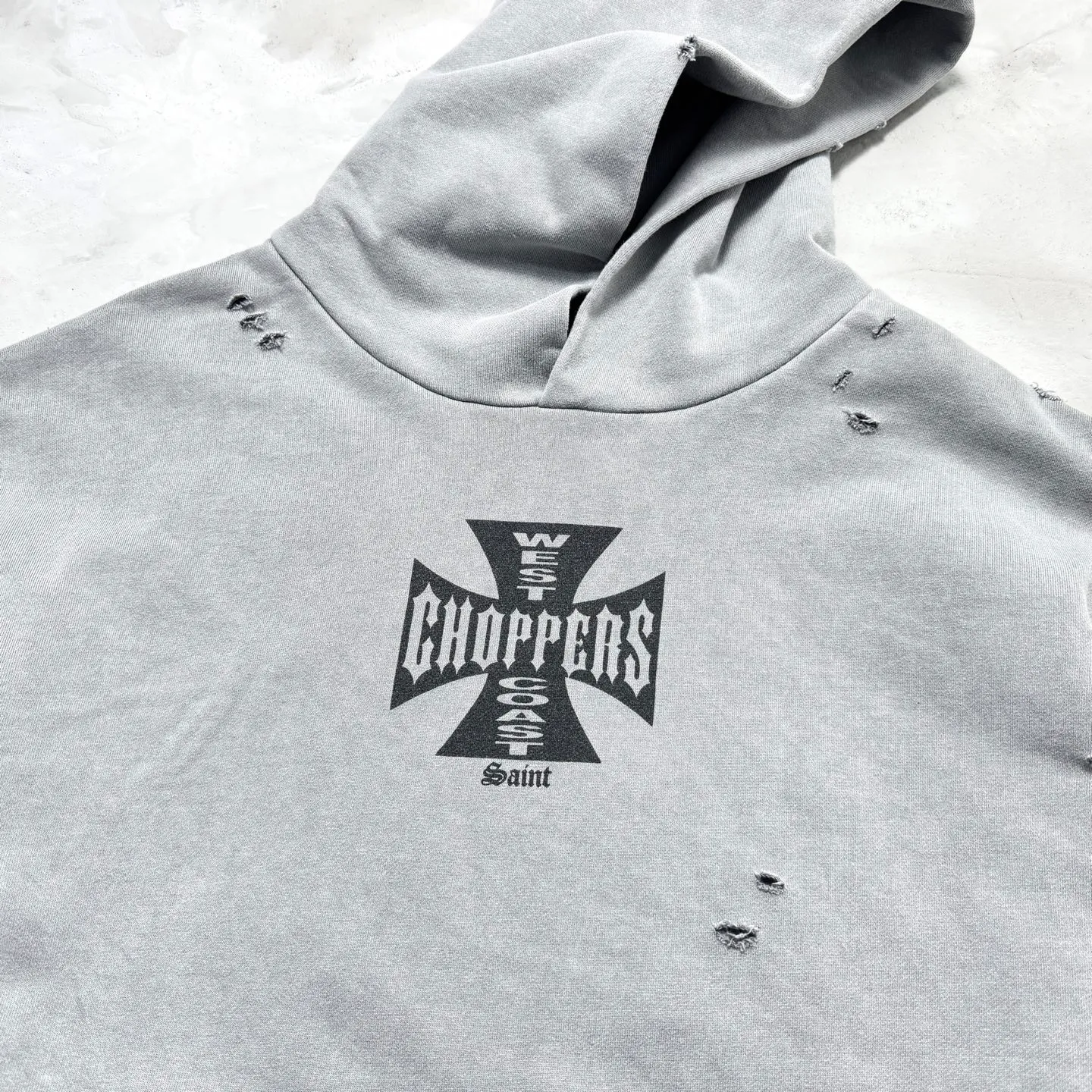 P268 # CHE-59 Saint “West Coast Chopper West Coast Cross” limited edition washed distressed hooded sweatshirt with multi-position hand-damaged craftsmanship. Heavy Assute fermentation mill wash water fading effect. Size: S M L XL